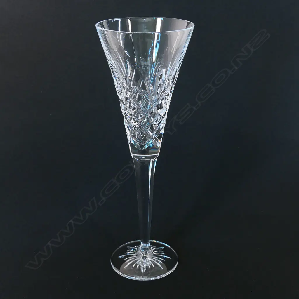 A set of six Waterford crystal toasting champagne flutes, Image 1++