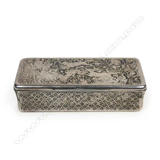 A French 800 standard silver niello snuff box,