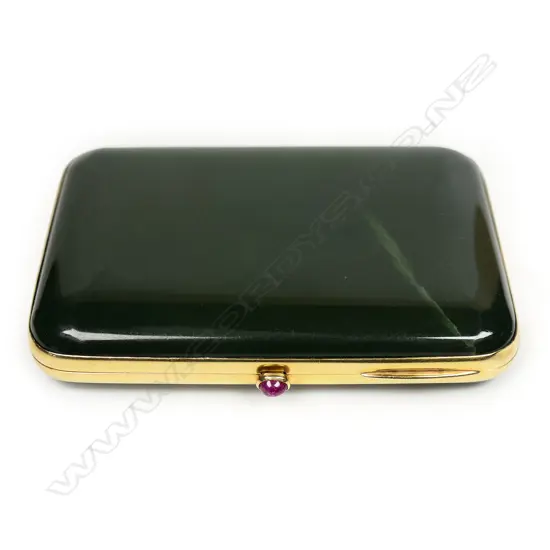 A quality early-20thC Asprey of London 15ct to 18ct yellow gold framed and nephrite cigarette case,