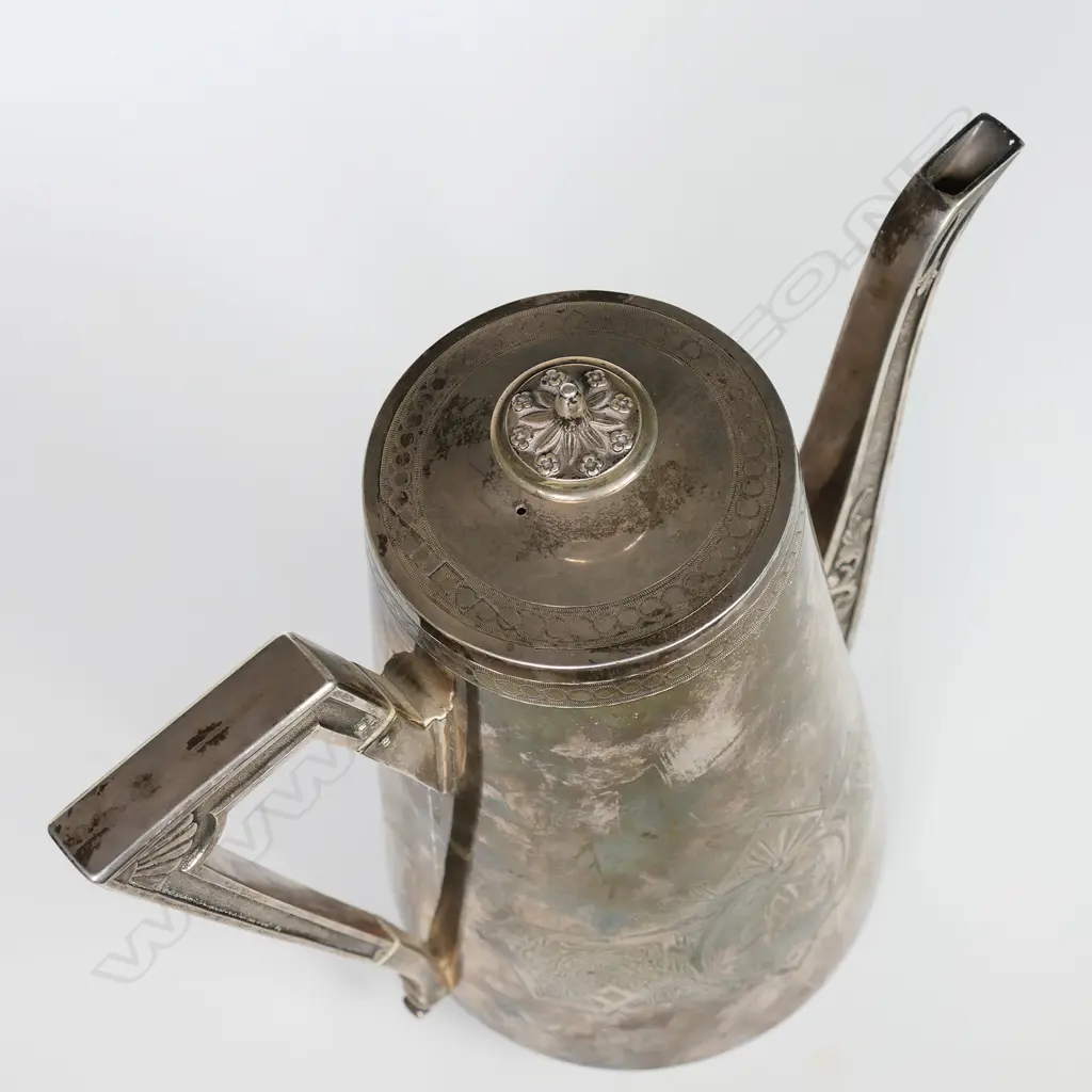 A Victorian Arts & Crafts silver coffee pot, Image 1++