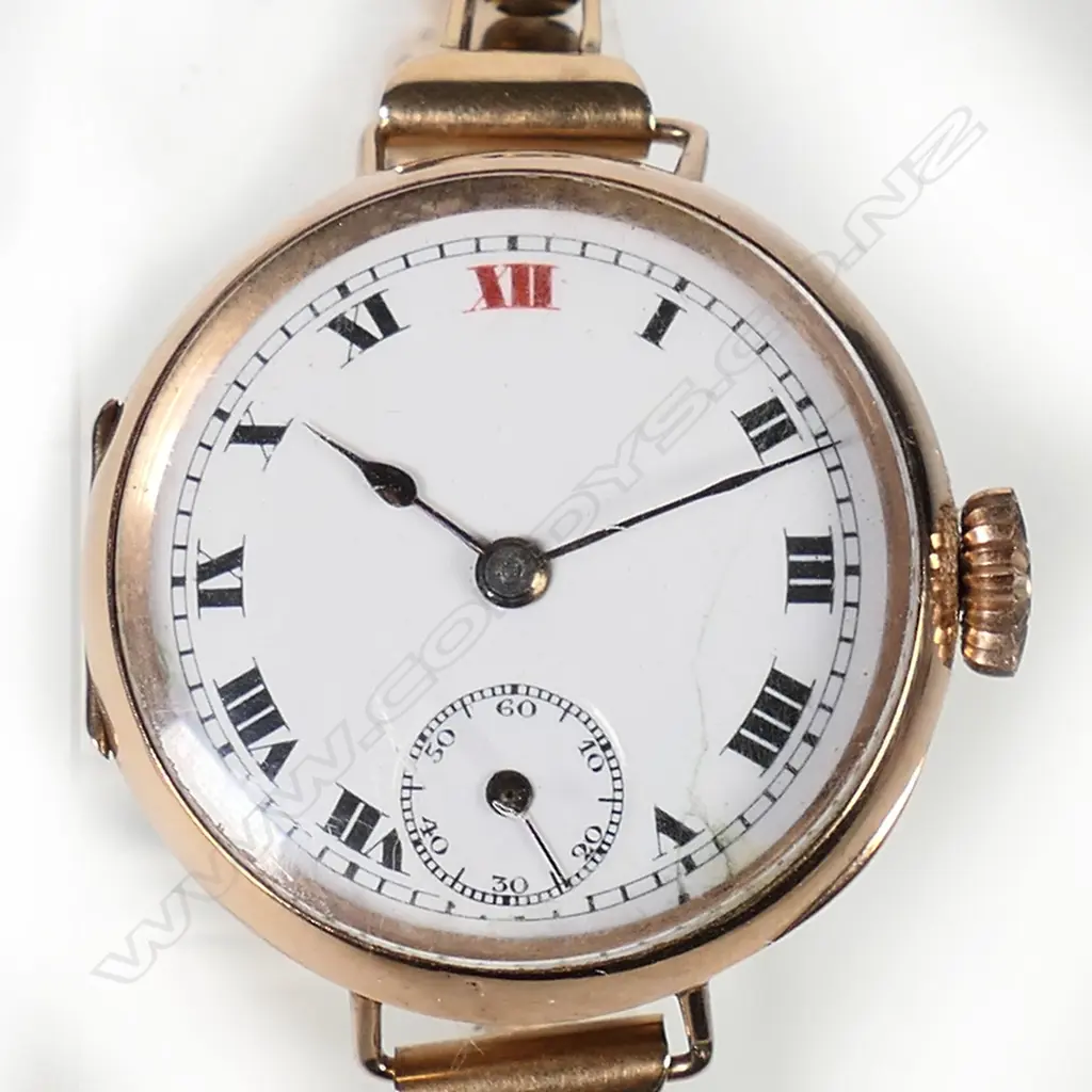 A ladies vintage 9ct rose gold Rolex wrist watch, Image 1++