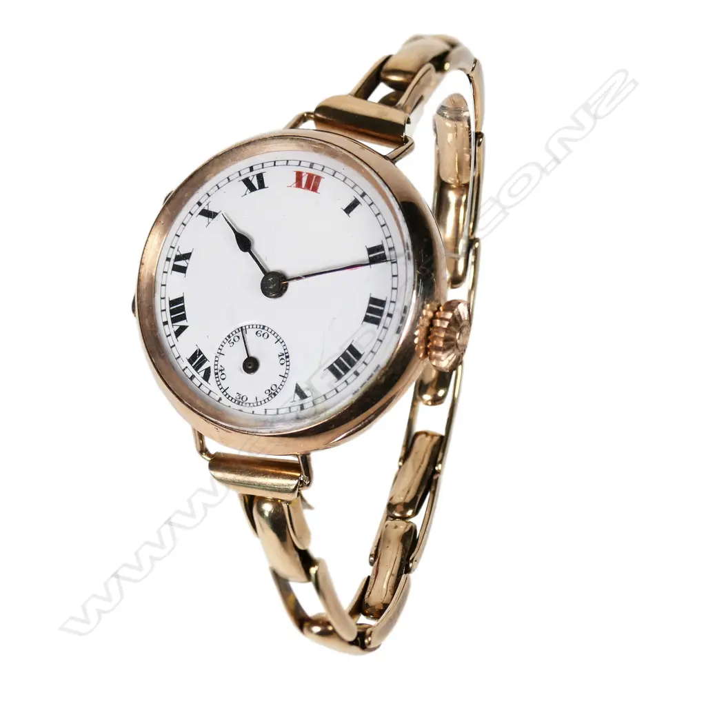 A ladies vintage 9ct rose gold Rolex wrist watch, Image 1++