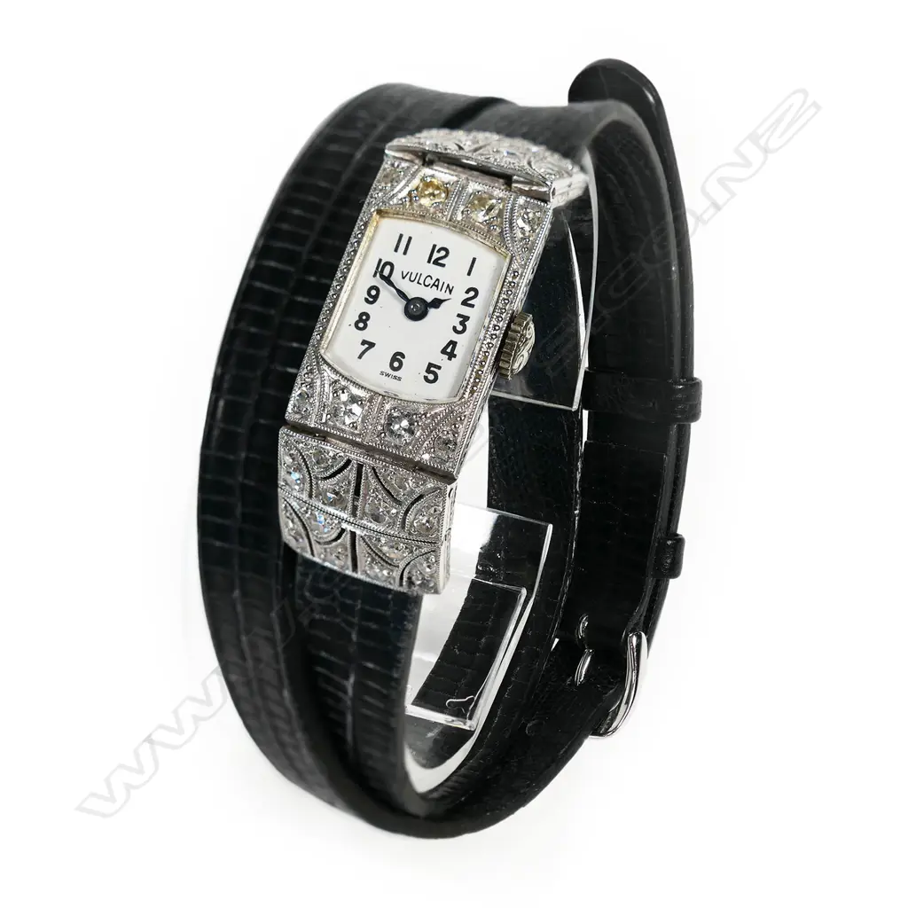 A ladies platinum and diamond Vulcain Art Deco wrist watch, Image 1++