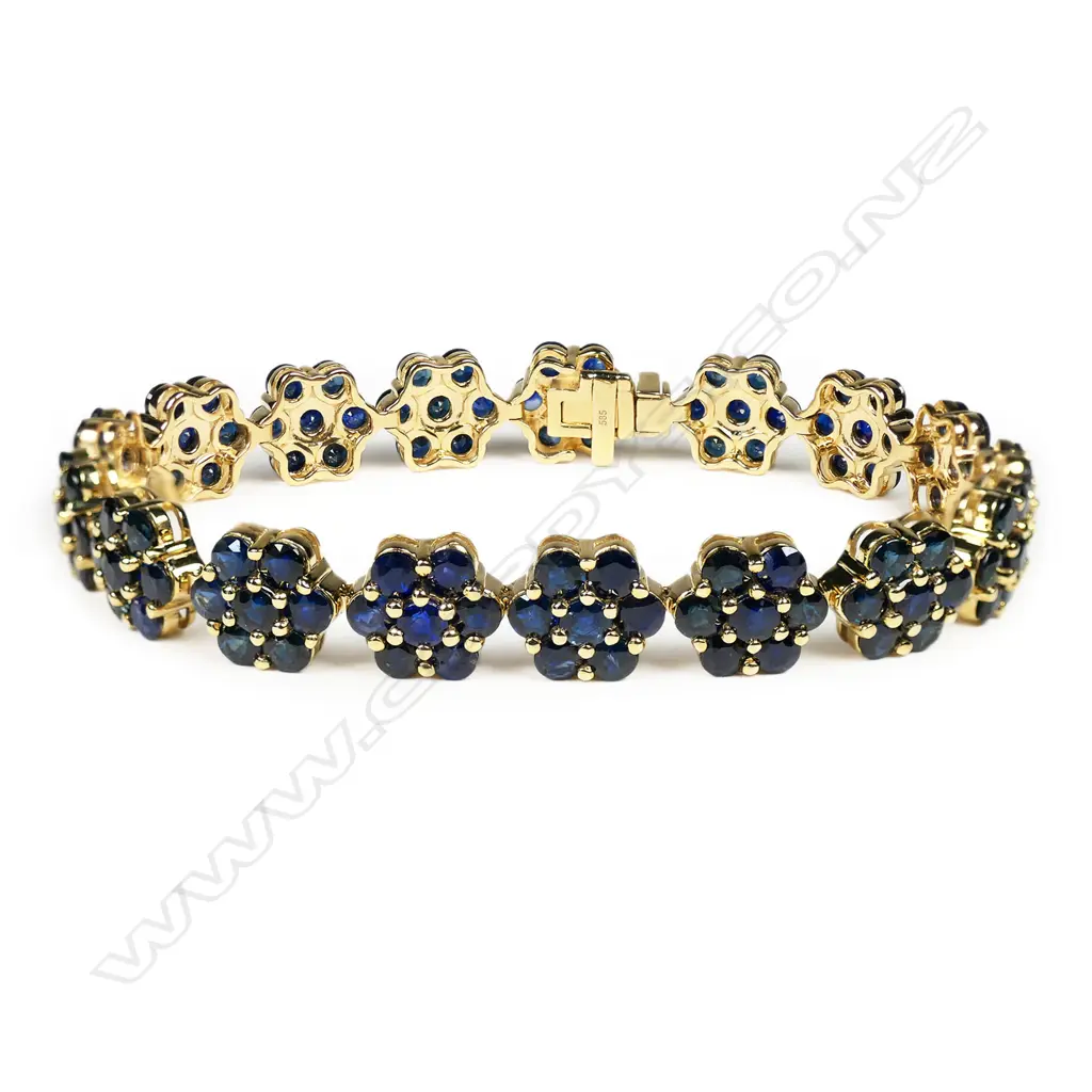 A 14ct gold sapphire floral design bracelet, Image 1++