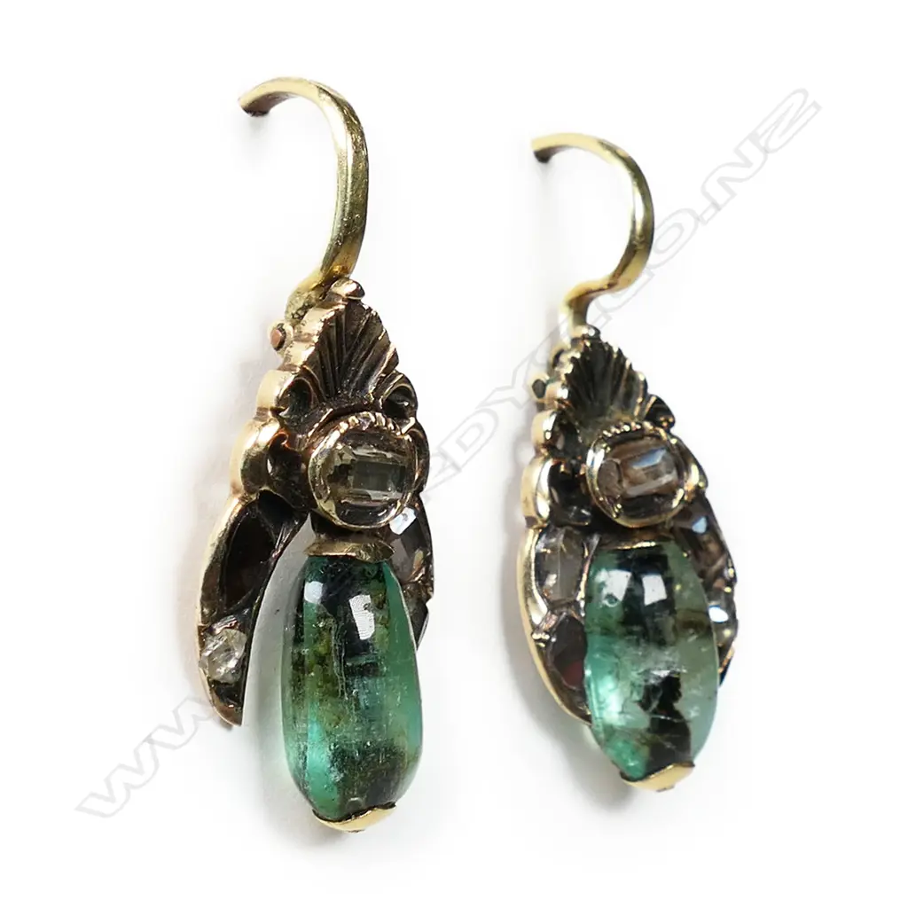 A pair of 19thC 15ct gold emerald and diamond drop earrings, Image 1++