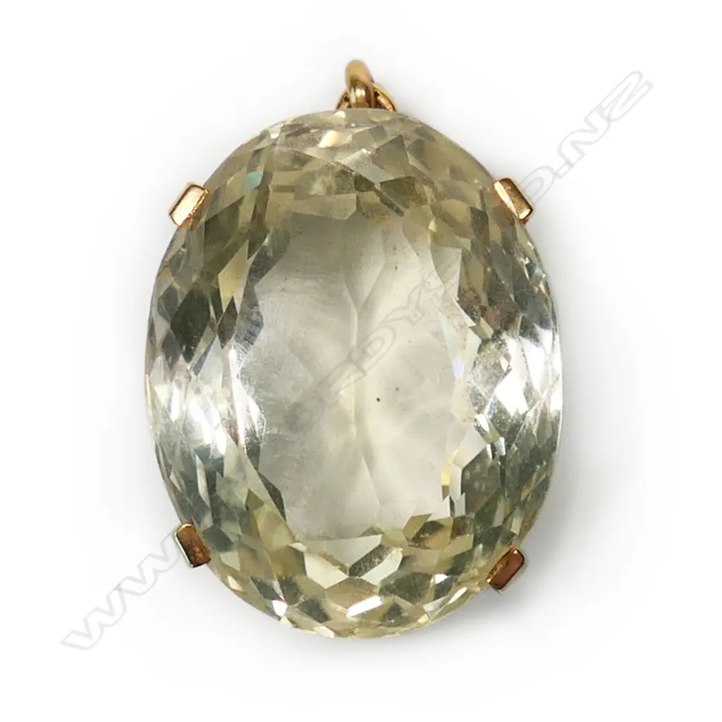 A retro 18ct gold and citrine pendant, Image 1++