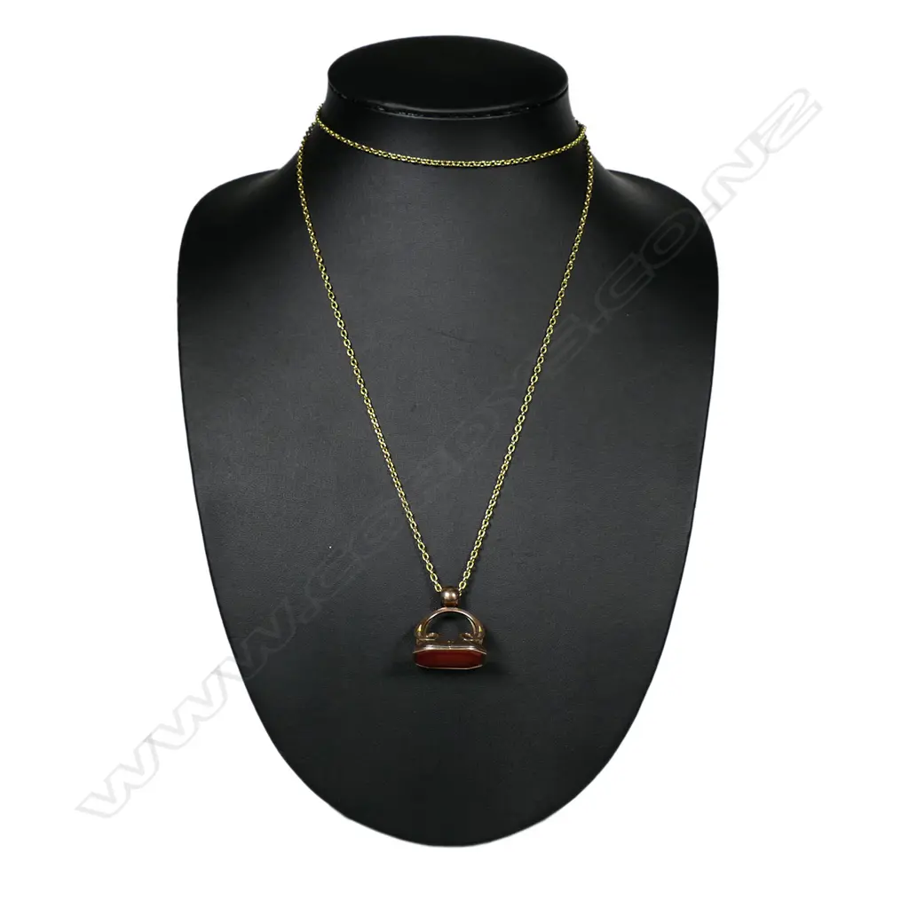 An antique 9ct gold and gold plate fob seal, Image 1++