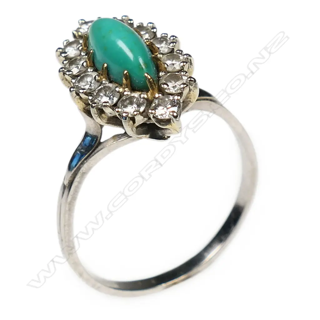 An 18ct white gold turquoise and diamond ring, Image 1++