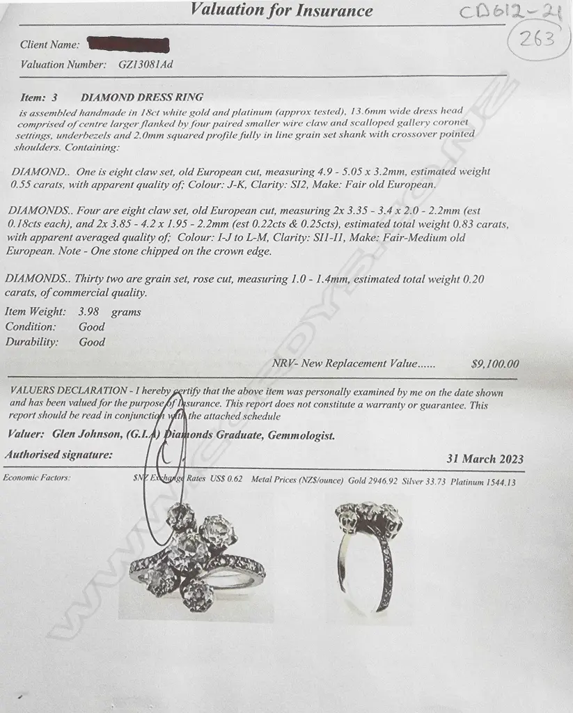 An estate 18ct white gold and platinum diamond ring, Image 1++