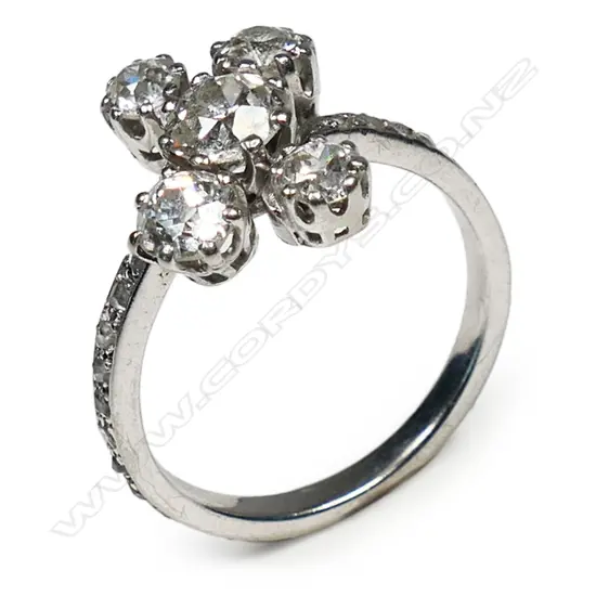 An estate 18ct white gold and platinum diamond ring,