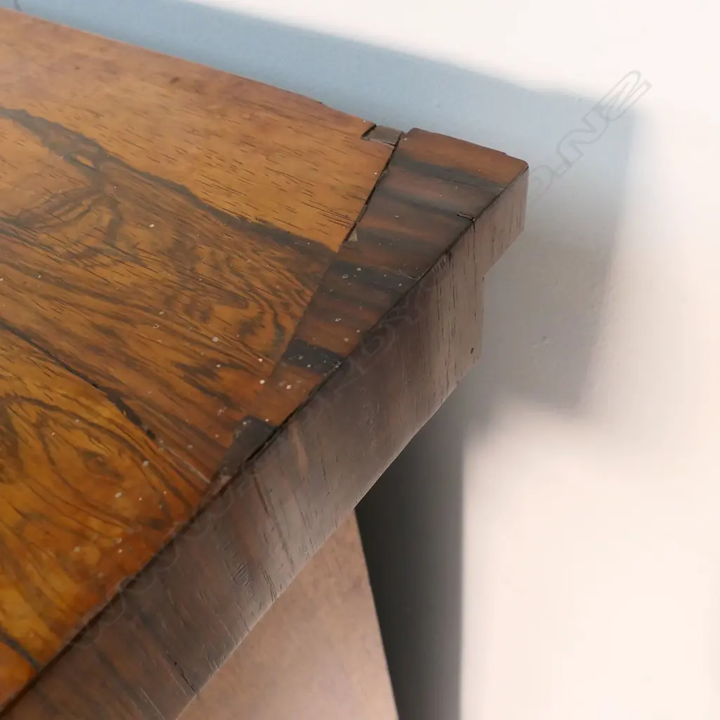 A 19thC rosewood bookcase, Image 1++