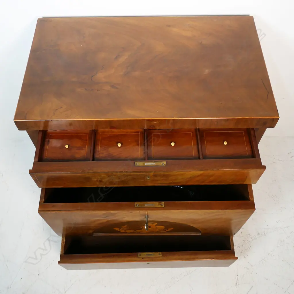 A 19thC Swedish Biedermeier flame mahogany chest of small proportions, Image 1++
