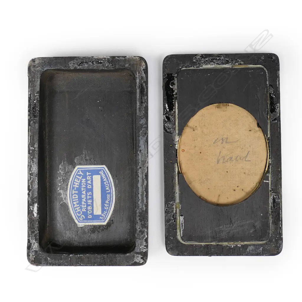 An 18thC European tortoiseshell snuff box set with a portrait miniature of a nobleman - the oblong box with loose lid (hinge absent) set with an oval gilt framed hand painted portrait under convex glass, of a gentleman in fur collared blue frock coat. Signed indistinctly right edge. 82 x 47 x 16mm, Image 1++