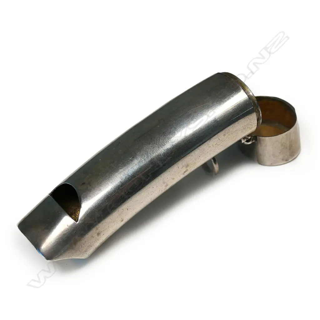 A rare late Victorian silver combination whistle-vesta case, Image 1++