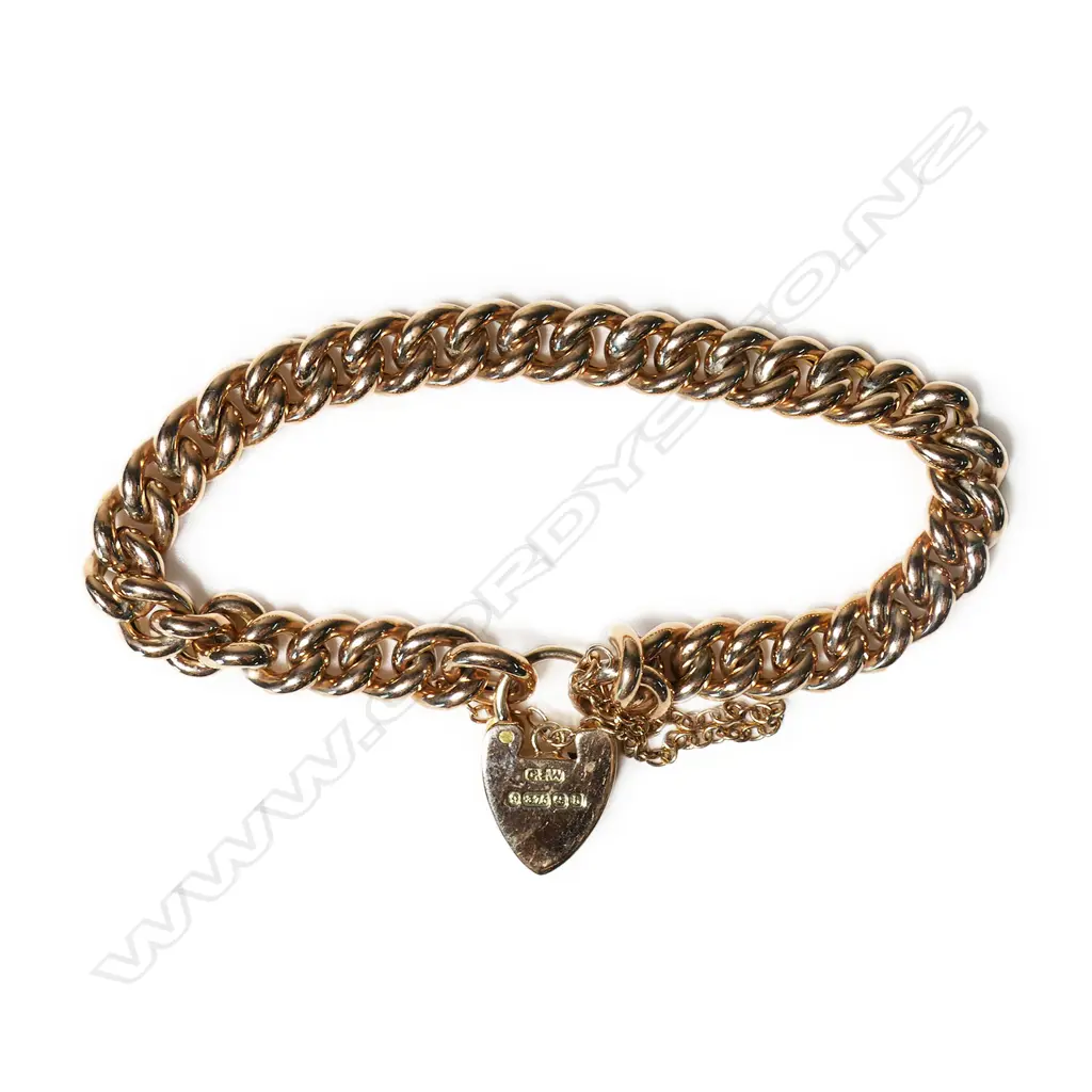 A 9ct rose gold curb link bracelet, Image 1++