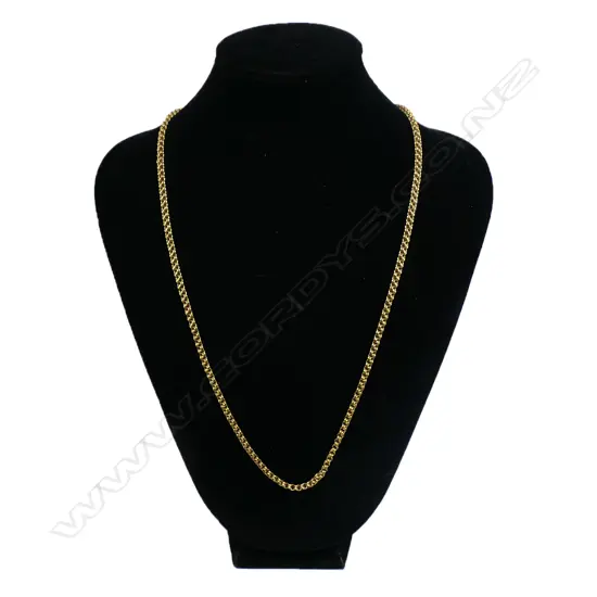 A gold chain - small double ring links with spring clasp. Testing as 9-14ct. 9gms.