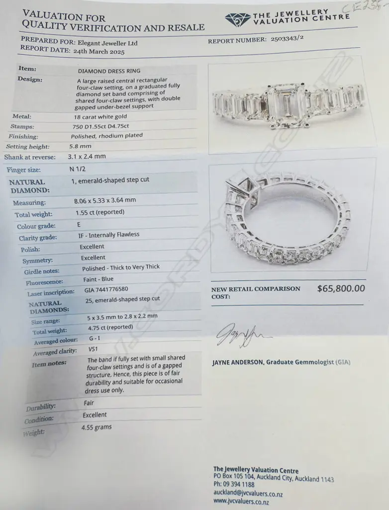 An impressive 18ct white gold and diamond fully set diamond ring, Image 1++
