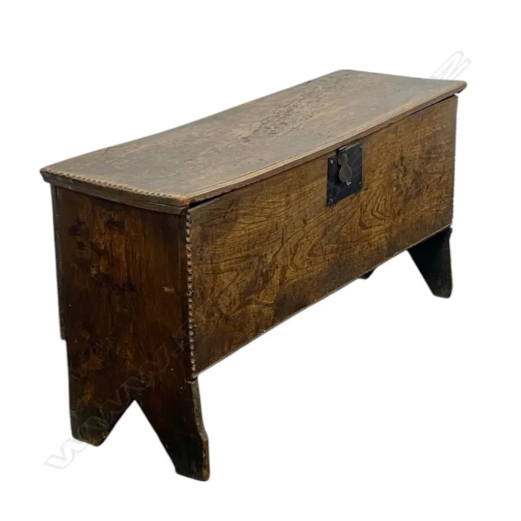 A George I oak sword chest - cut detail to side edges, raised on reverse V supports, iron lock. 1000 x 320 x 520mm. Image 1++