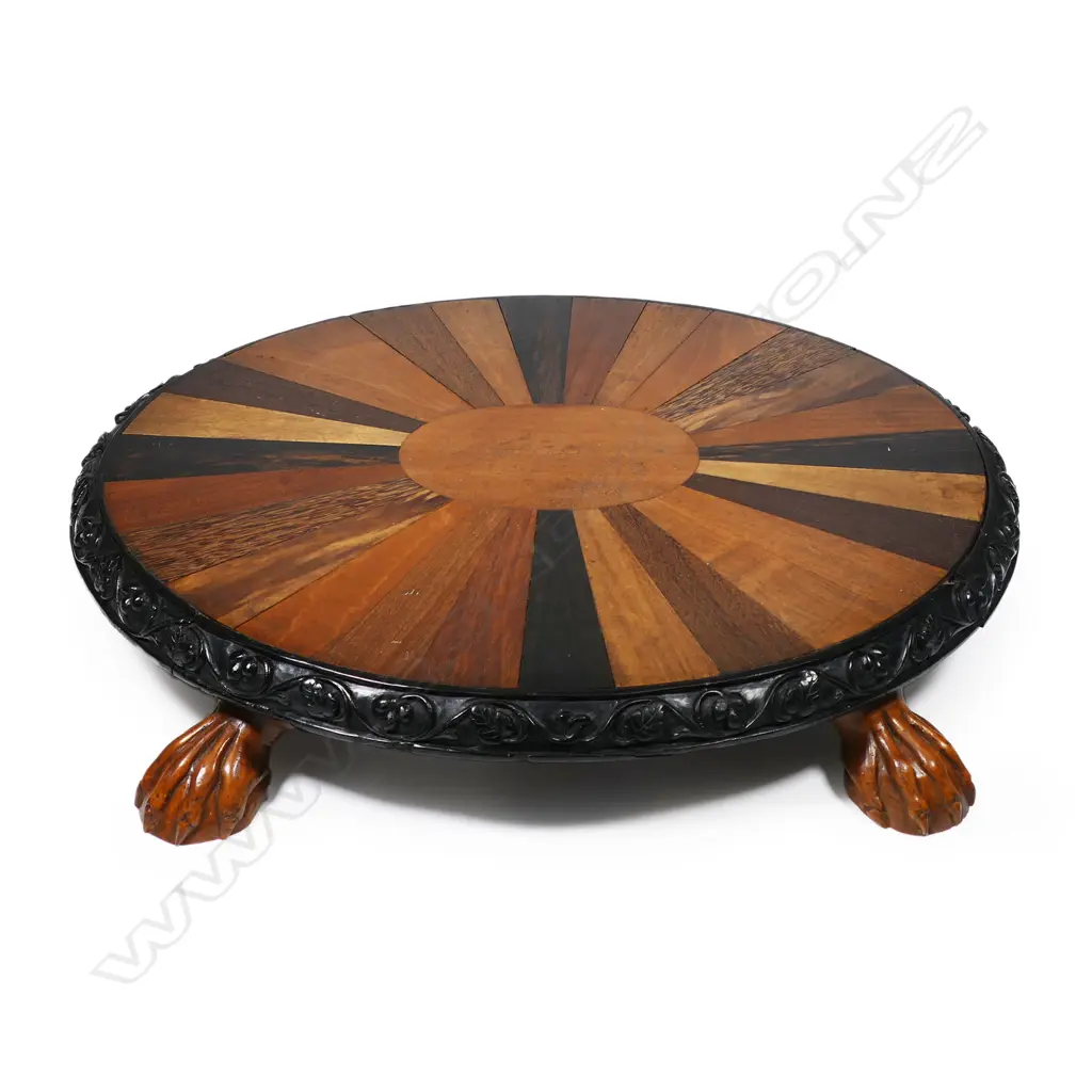 A handcrafted wood table centre piece, Image 1++