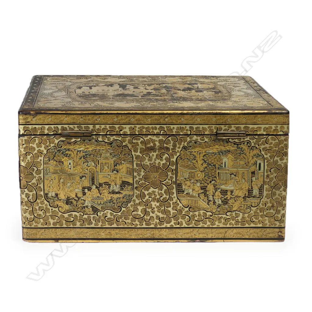 A 19thC Chinoiserie tea caddy, Image 1++