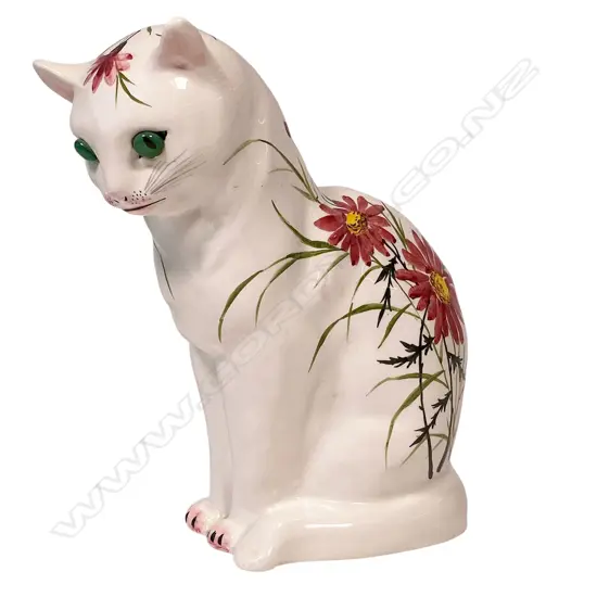Plichta London Wemyss ware pottery seated cat,