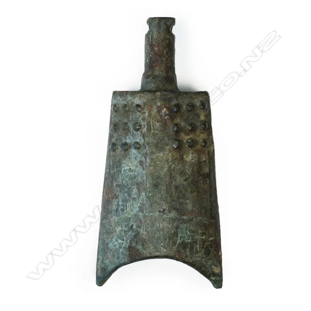 An antique (possibly ancient) small Chinese bronze temple bell, Image 1++