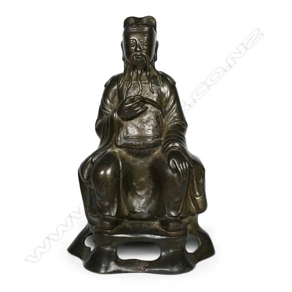 An old Chinese bronze seated ancestor figure, Image 1++