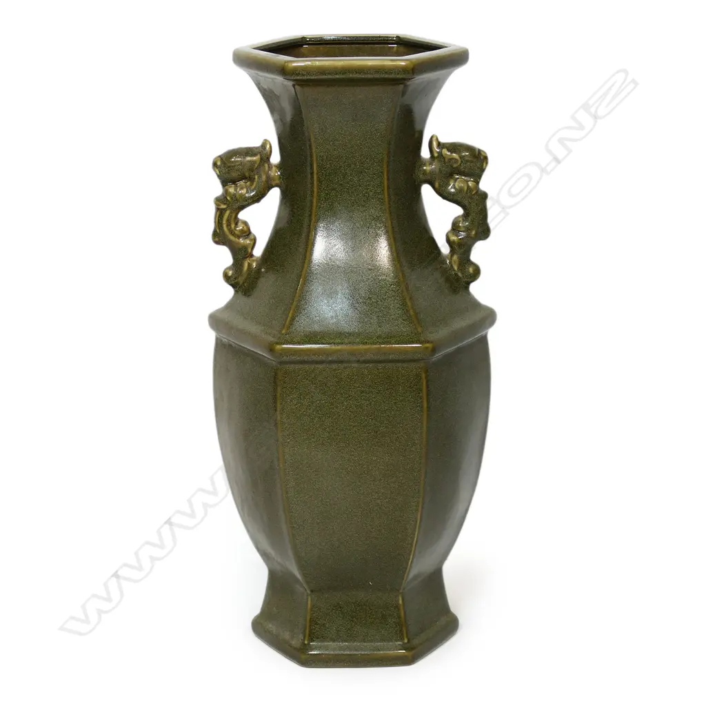A large Chinese hexagonal tea dust glazed vase, Image 1++