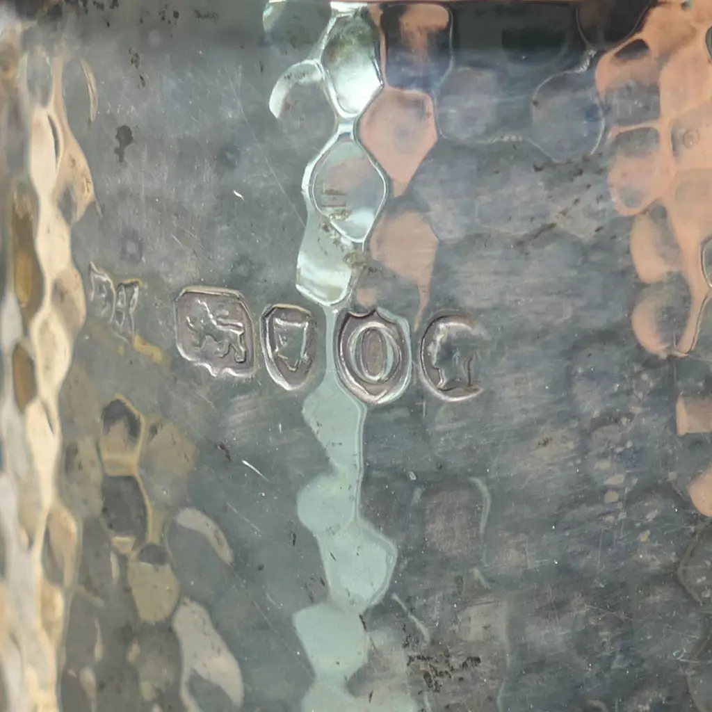 A Victorian silver and glass claret jug, Image 1++