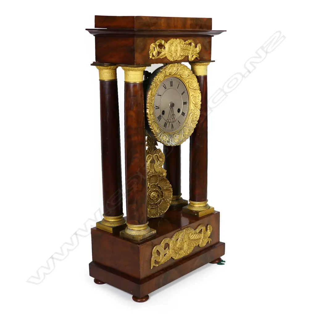 An elegant 19thC French portico clock, Image 1++