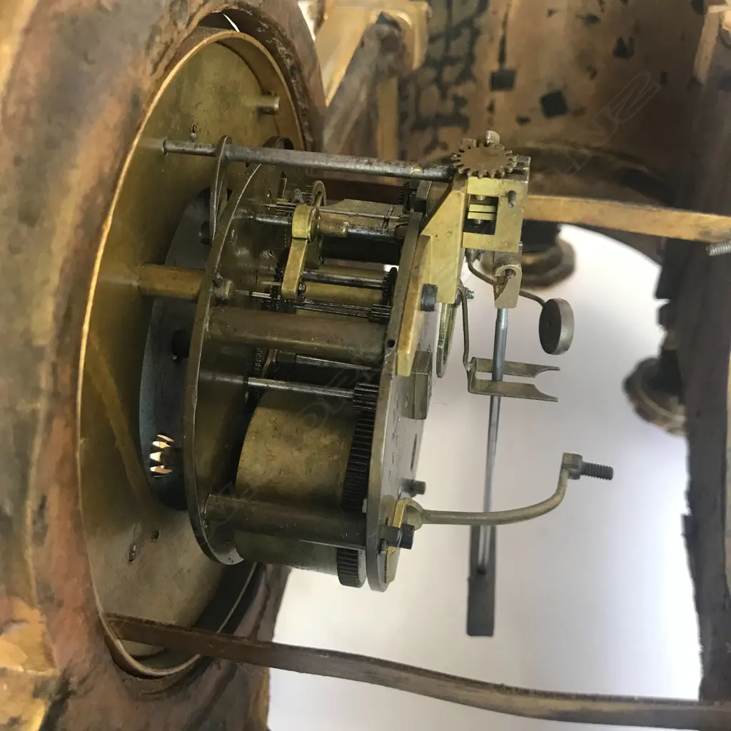 A monumental cased 19thC French mantel clock, Image 1++