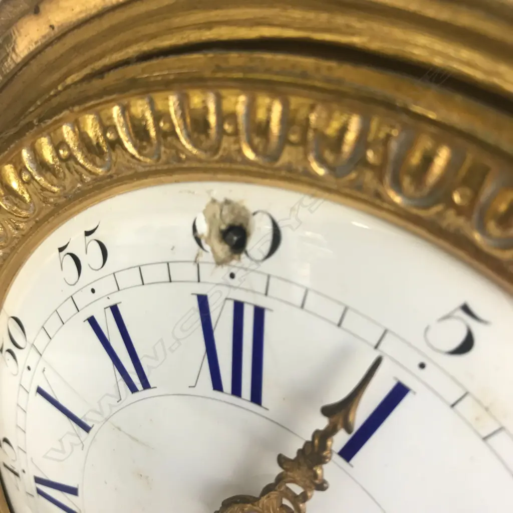 A monumental cased 19thC French mantel clock, Image 1++