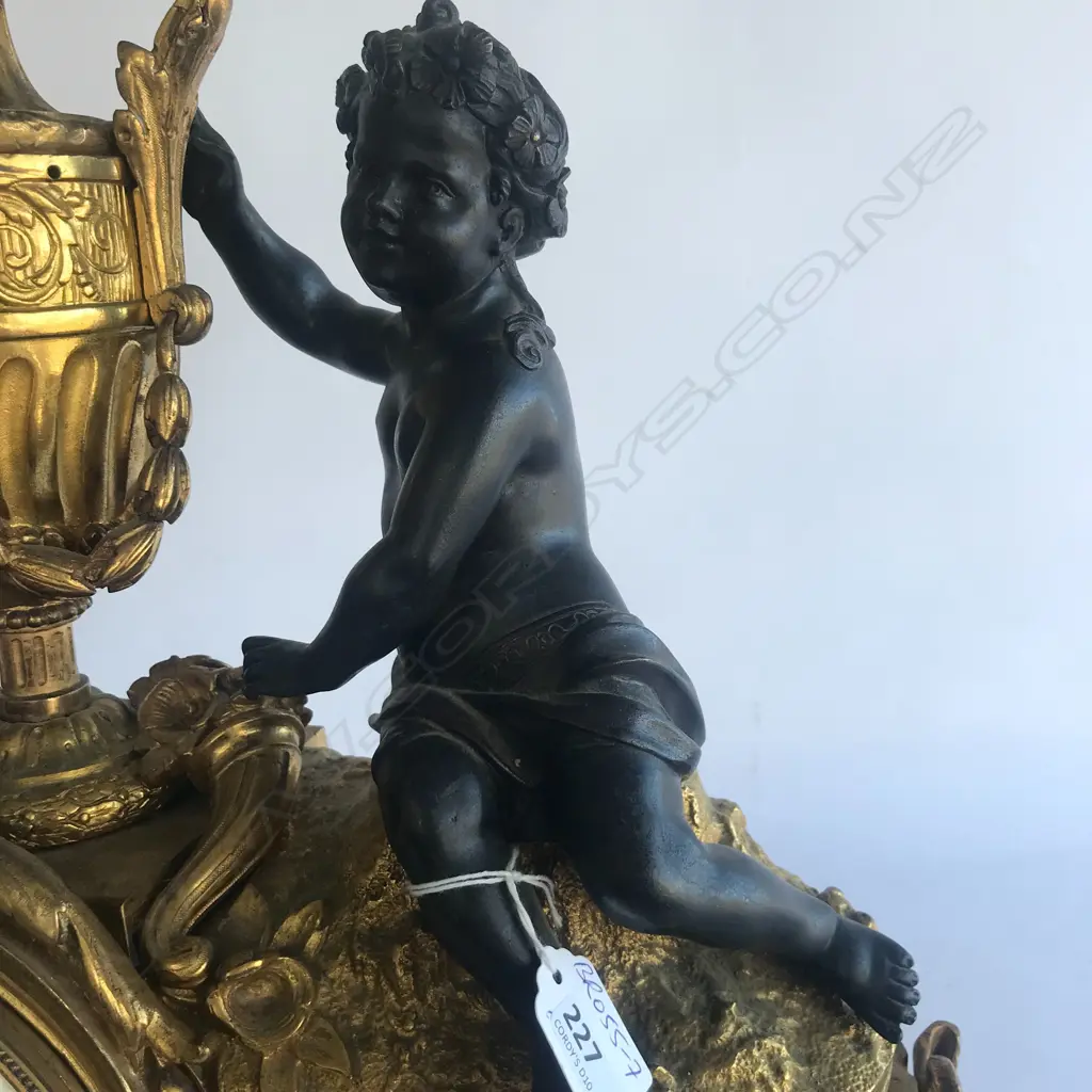 A monumental cased 19thC French mantel clock, Image 1++