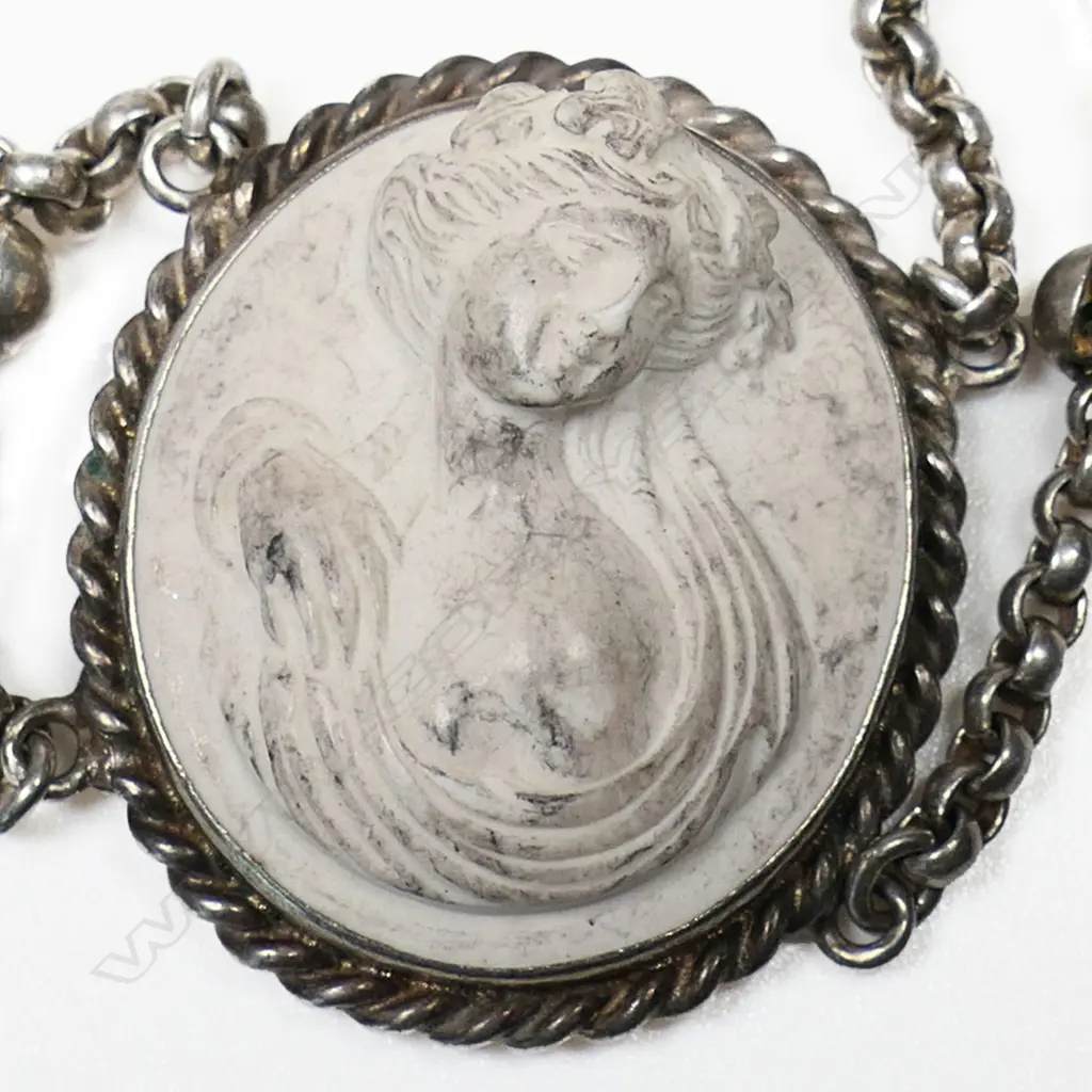 A Victorian silver and lava cameo choker, Image 1++