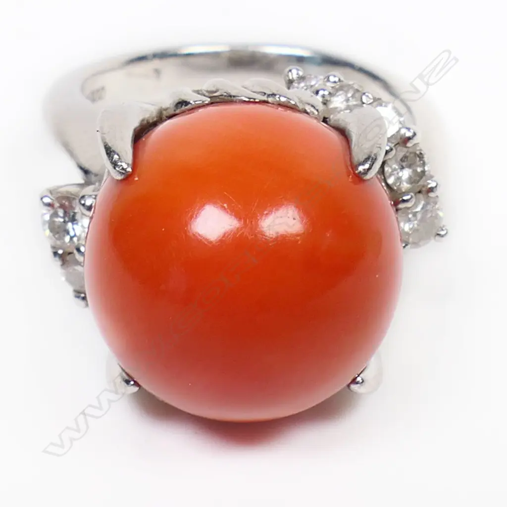 A platinum red coral and diamond lady's dress ring, Image 1++