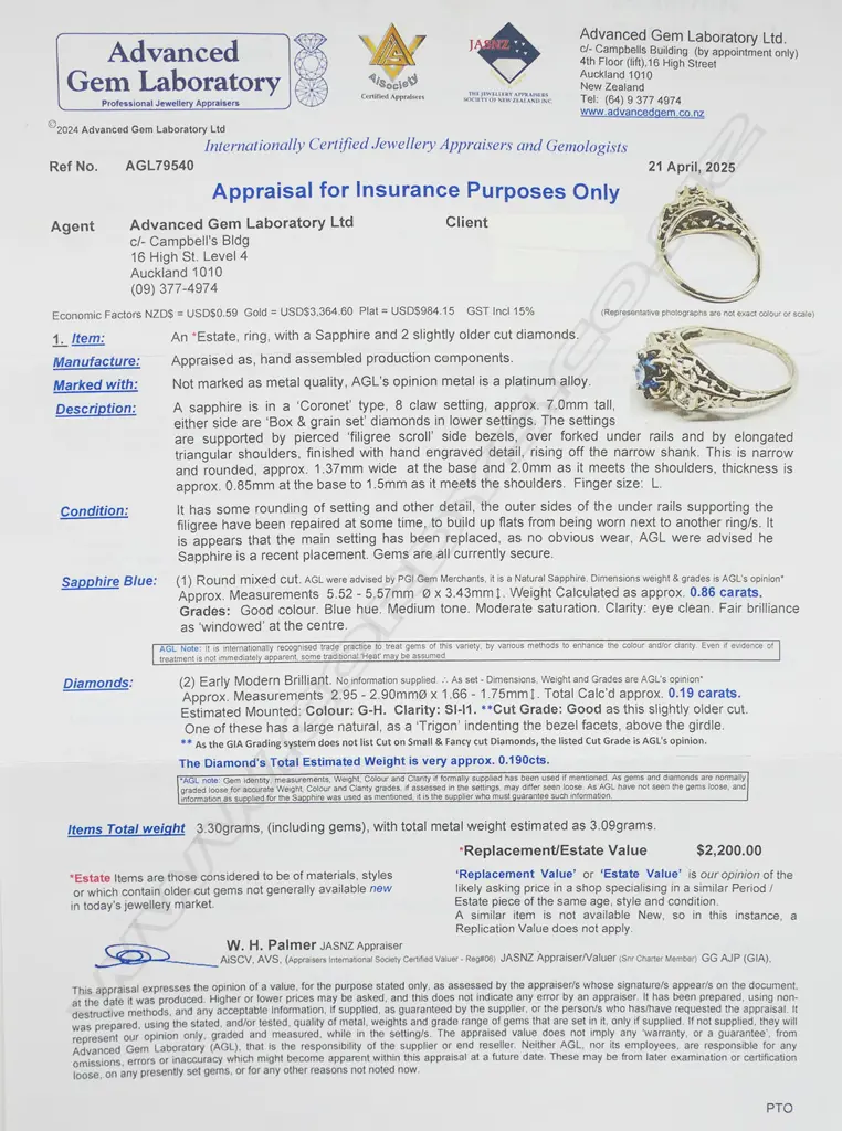 A 1940s platinum sapphire and diamond ring, Image 1++