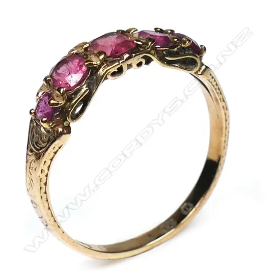A Victorian 15ct gold and garnet ring,