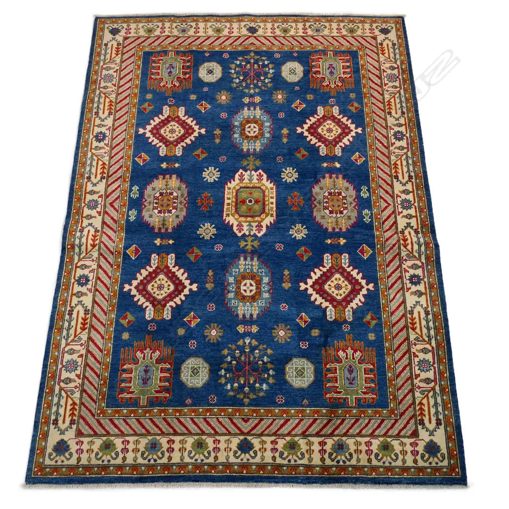 A quality handwoven Kazak rug, Image 1++