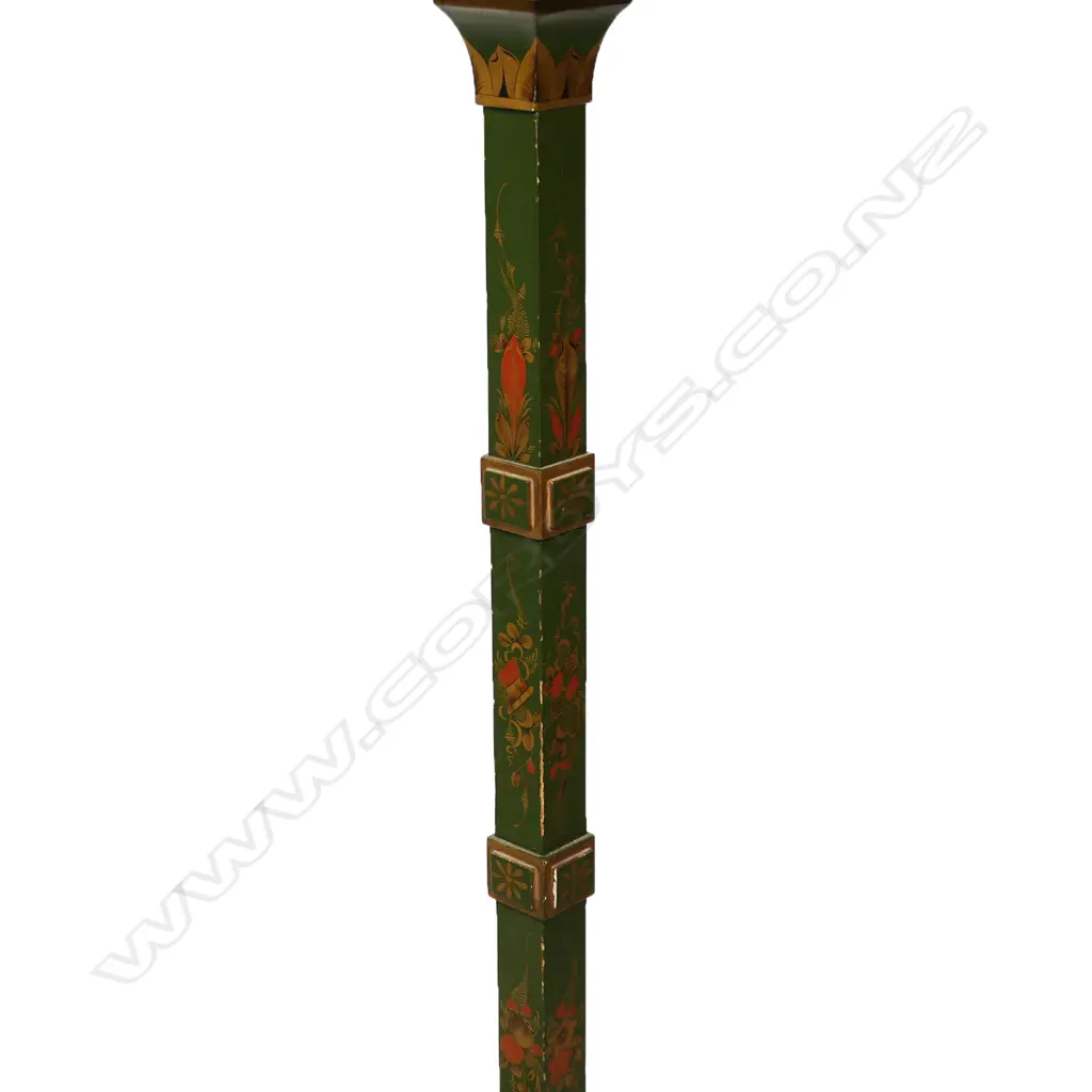 A pair of vintage chinoiserie floor lamps, Image 1++