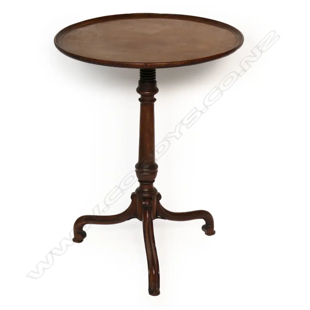 a Georgian mahogany wine table, Image 1++