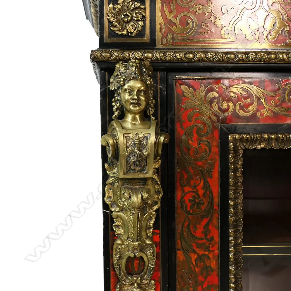 A 19thC French boulle cabinet, Image 1++
