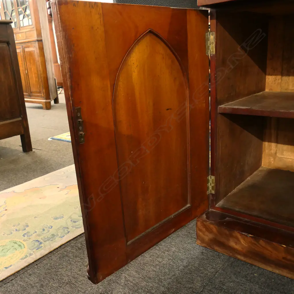 A William IV flame mahogany twin pedestal breakfront sideboard, Image 1++