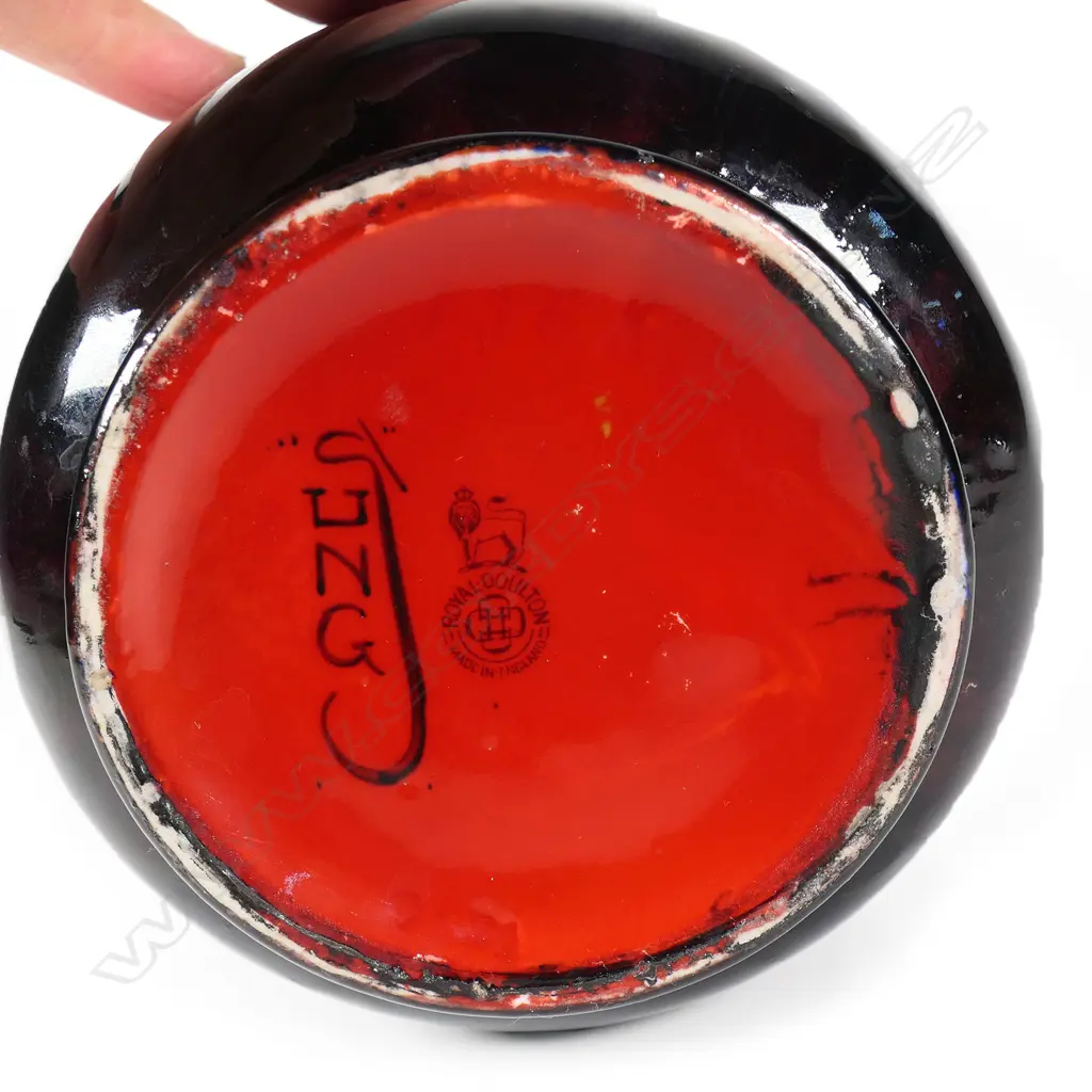 A Royal Doulton Sung glaze vase, Image 1++