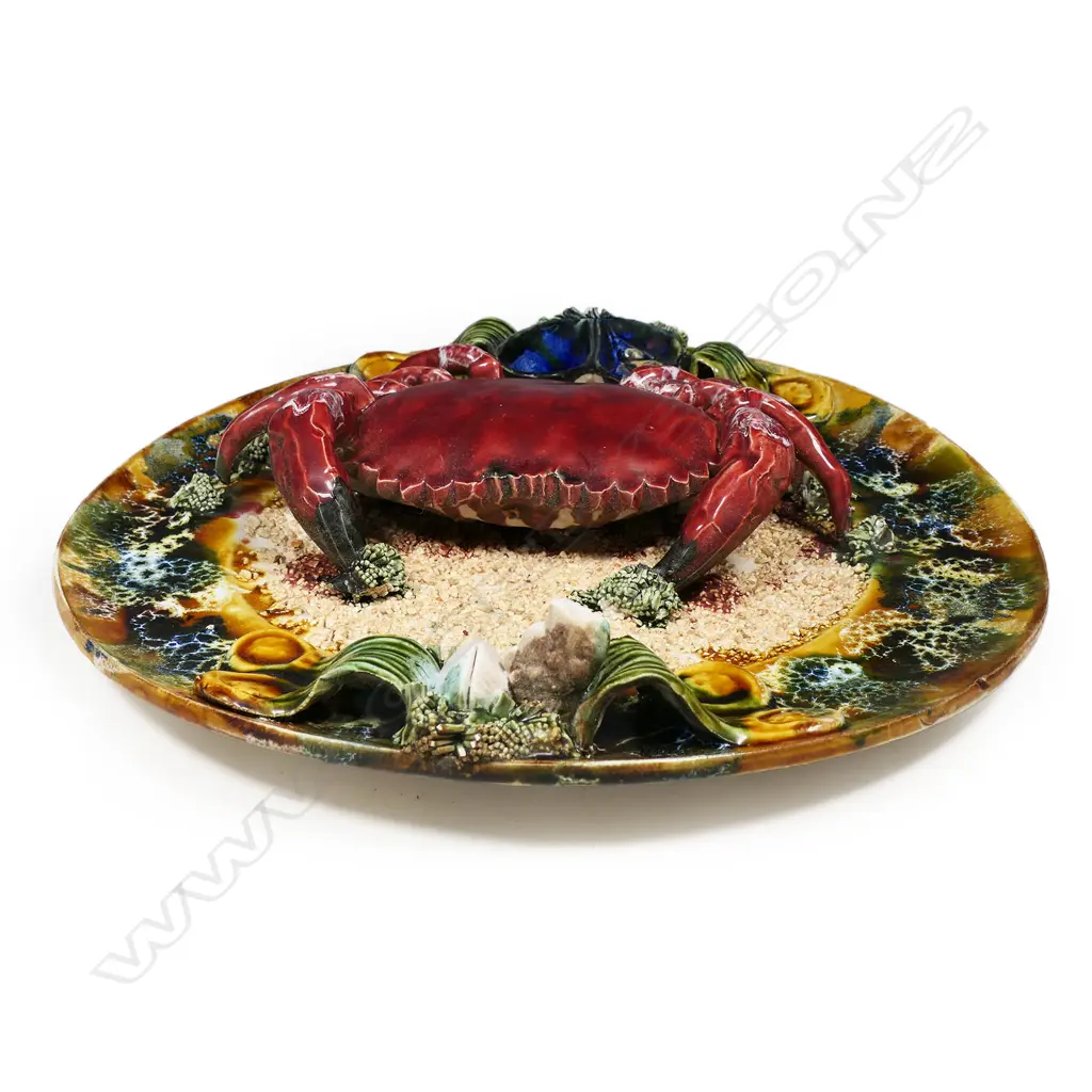 A Palissy style majolica charger, Image 1++