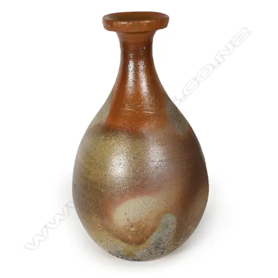 Japanese signed anagama fired studio pottery vase,