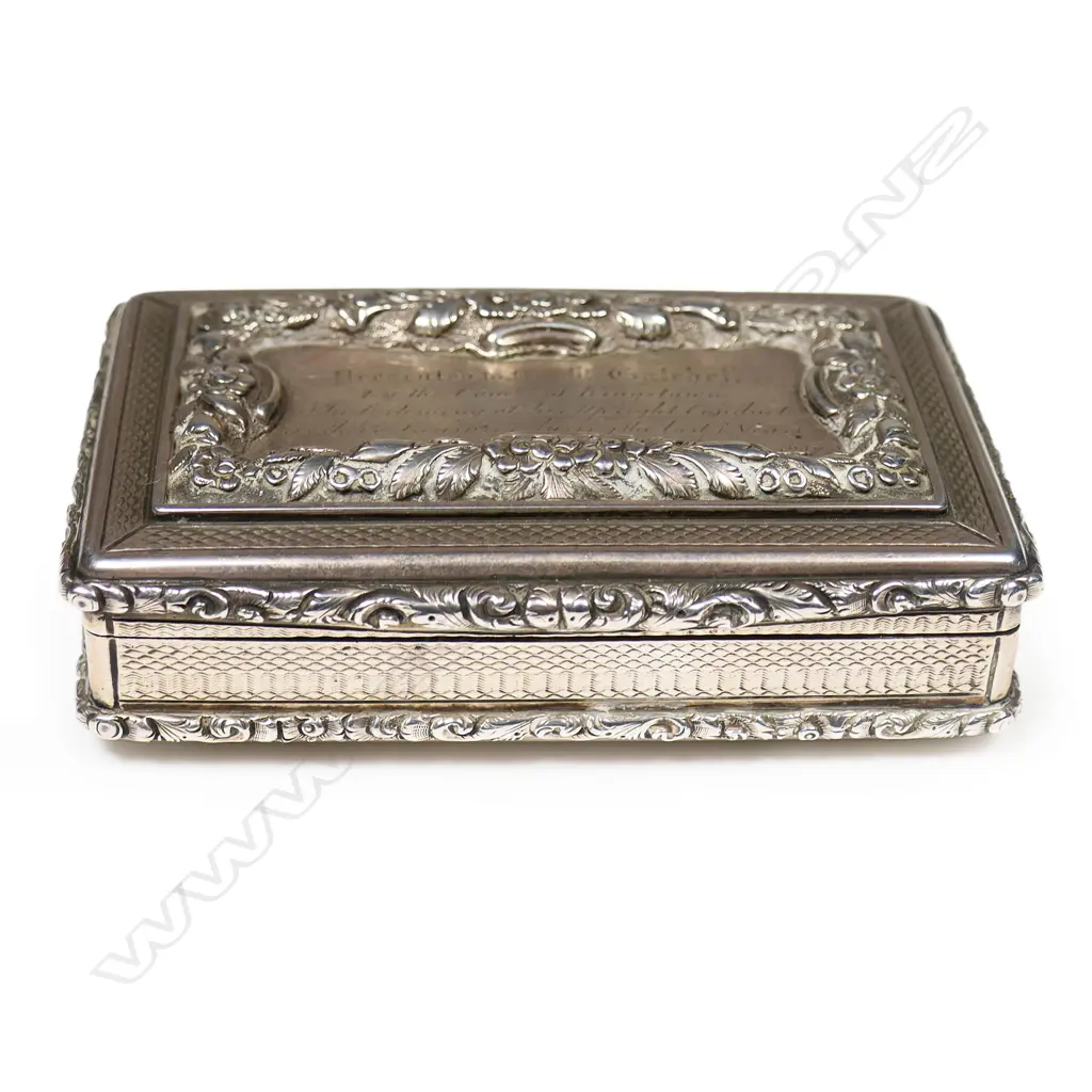 An early Victorian silver snuff box, Image 1++