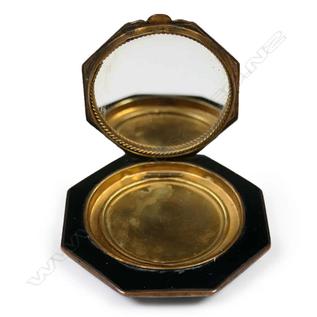 A c1900 enamelled and gilt metal octagonal compact, Image 1++