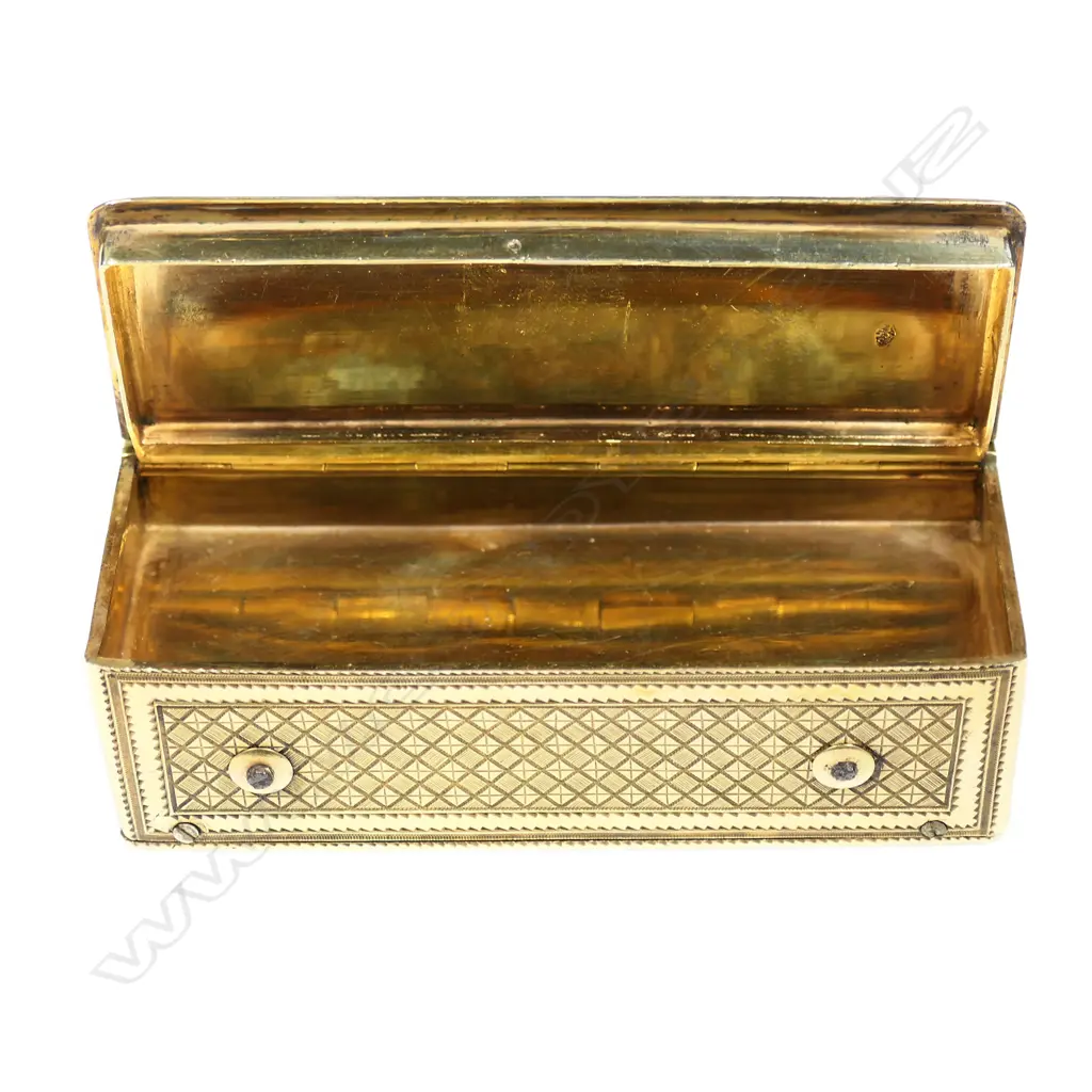 A quality 19thC French silver gilt musical snuff box, Image 1++