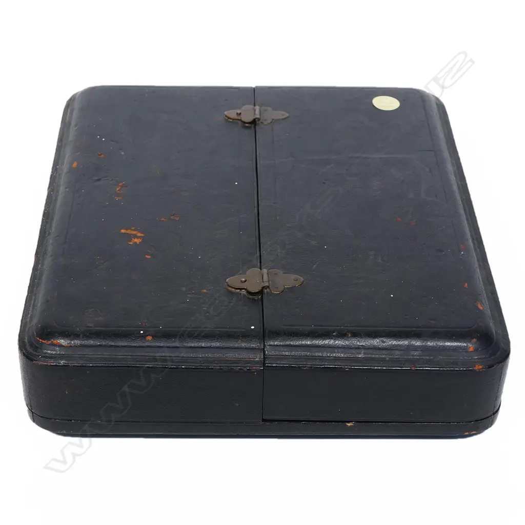 An Edwardian cased set of silver and porcelain coffee zarfs and liquor cups, Image 1++