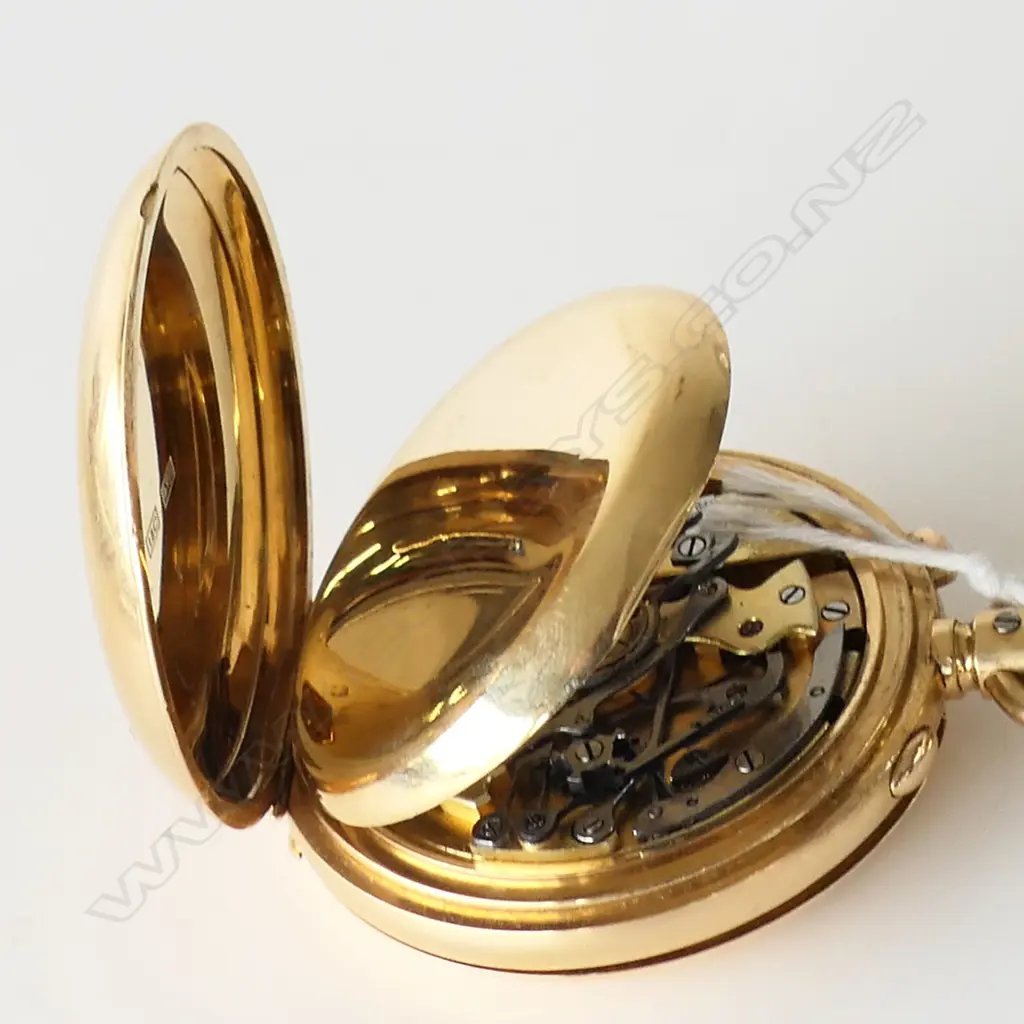 An 18ct gold two button chronograph full hunter pocket watch, Image 1++